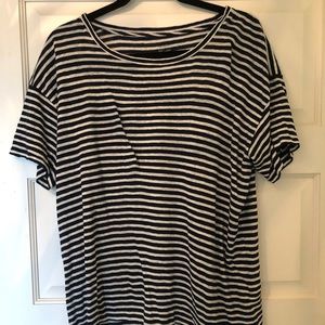 100% Linen Navy/White Striped Tee